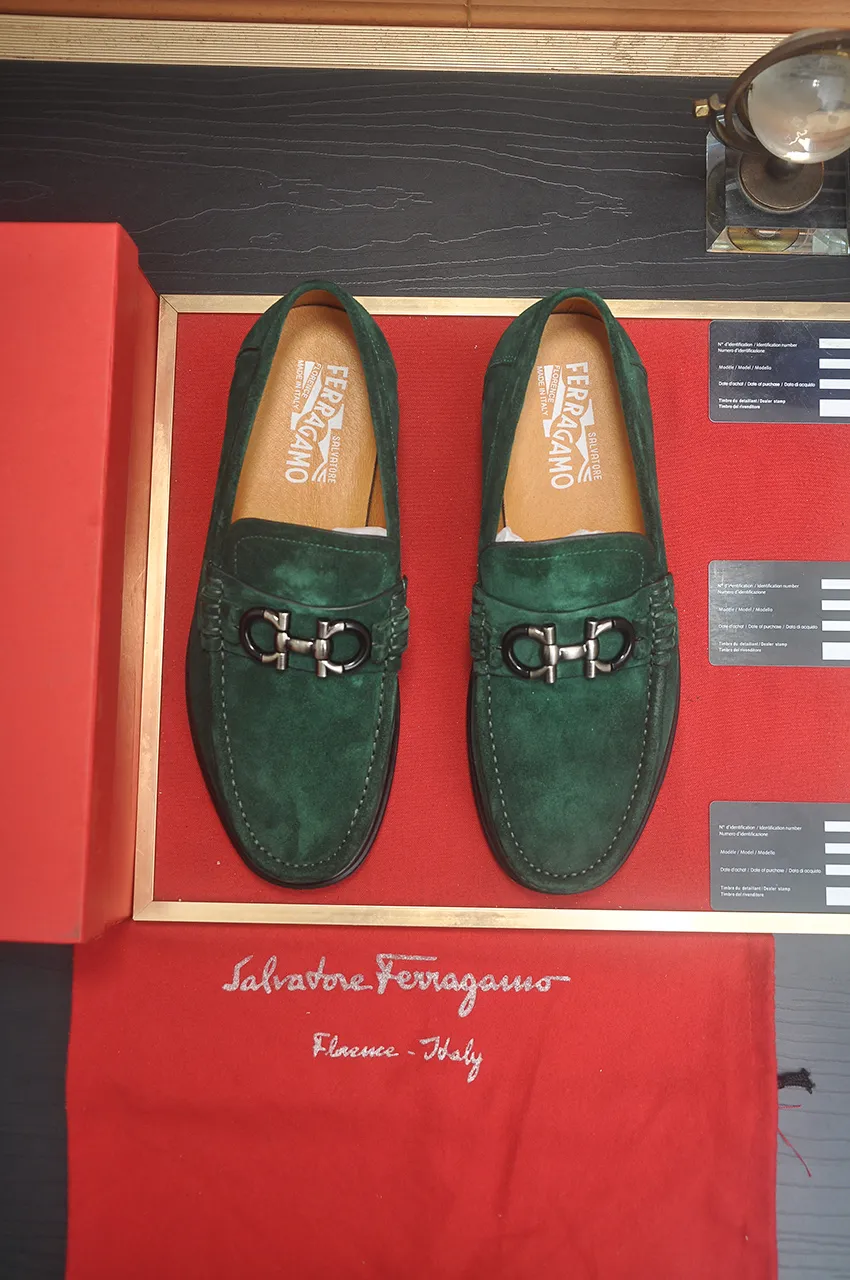 Men's shoes 💰440💶[Ferragamo/Ferragamo] The latest model in the counter. Original imported high-quality cowhide with open sides + imported 🐂 water-dyed cowhide lining + original luxury metal buckle + original combined outsole. No pressure for comparison. 38--45 (45 is custom-made and cannot be returned or exchanged)